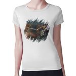 تيشرت نسائي مقاس: M بتصميم قتال مع العملاق الضخم هجوم العمالقة