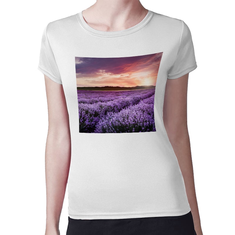 تيشرت نسائي مقاس: M بتصميم ورود بنفسجيه تيشرت نسائي مقاس: M بتصميم ورود بنفسجيه