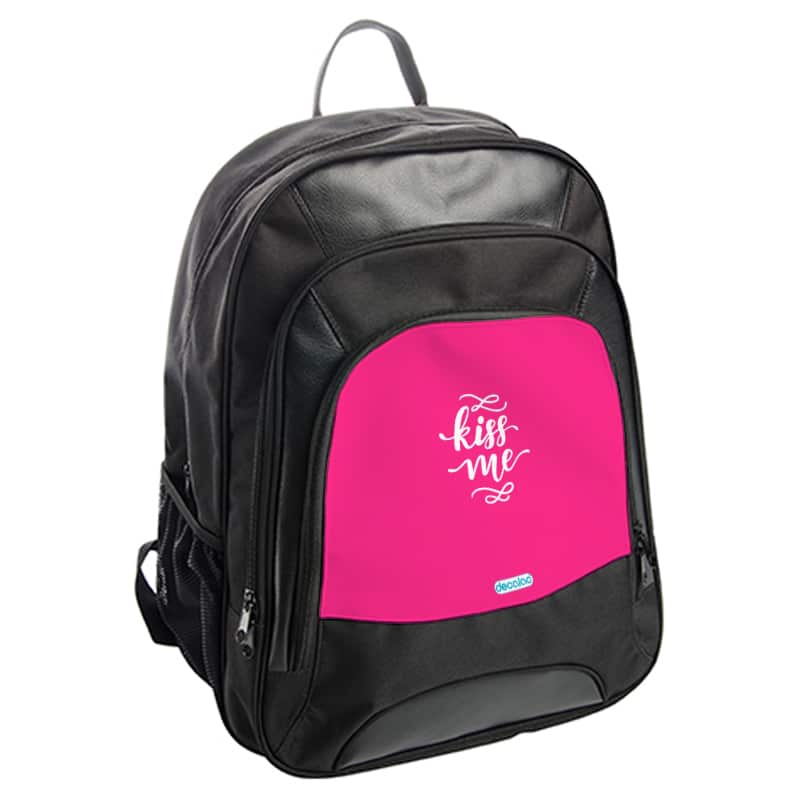 حقيبة ظهر جلدية بتصميم اعطني قبلة حقيبة ظهر جلدية بتصميم اعطني قبلة