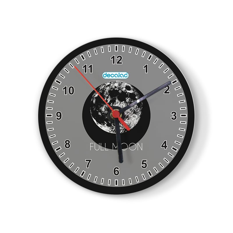 ساعة حائط دائرية بتصميم اكتمال القمر ساعة حائط دائرية بتصميم اكتمال القمر