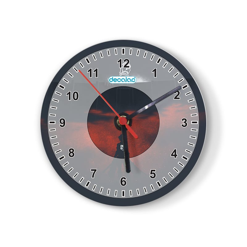 ساعة حائط دائرية بتصميم ايرين ضد العمالقه هجوم العمالقة ساعة حائط دائرية بتصميم ايرين ضد العمالقه هجوم العمالقة