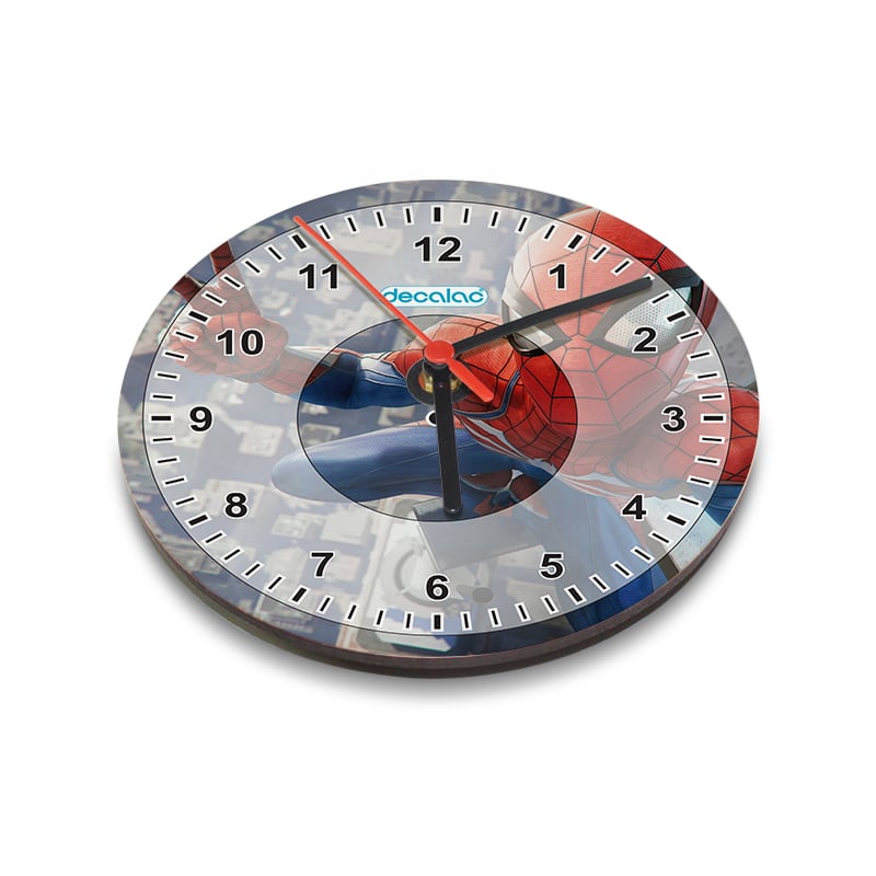 ساعة-حائط-دائرية-بتصميم-سبايدر-مان-اعلى-البرج-1