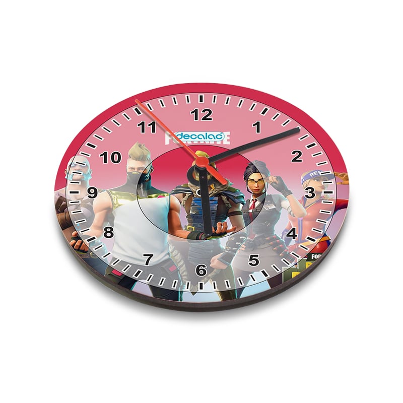 ساعة-حائط-دائرية-بتصميم-فورت-نايت-باتل-رويال-1