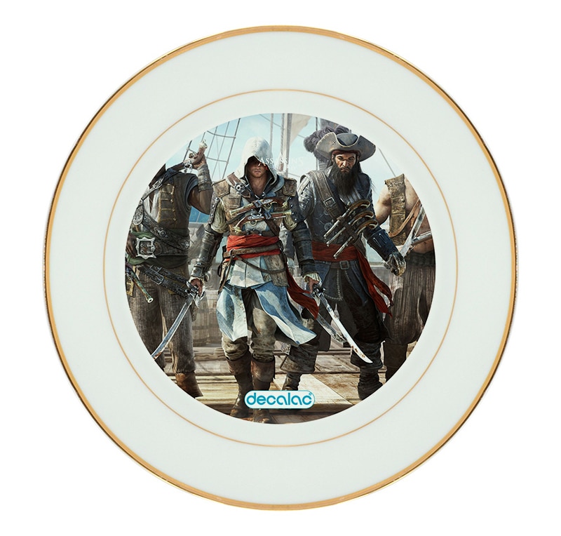 طبق زينة للطعام باطار داخلي ذهبي بتصميم حرب بحريه أساسنز كريد طبق زينة للطعام باطار داخلي ذهبي بتصميم حرب بحريه أساسنز كريد