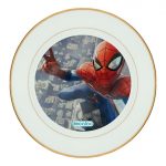 طبق زينة للطعام باطار داخلي ذهبي بتصميم سبايدر مان اعلى البرج