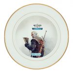 طبق زينة للطعام باطار داخلي ذهبي بتصميم قضاء على الوحوش ذا ويتشر