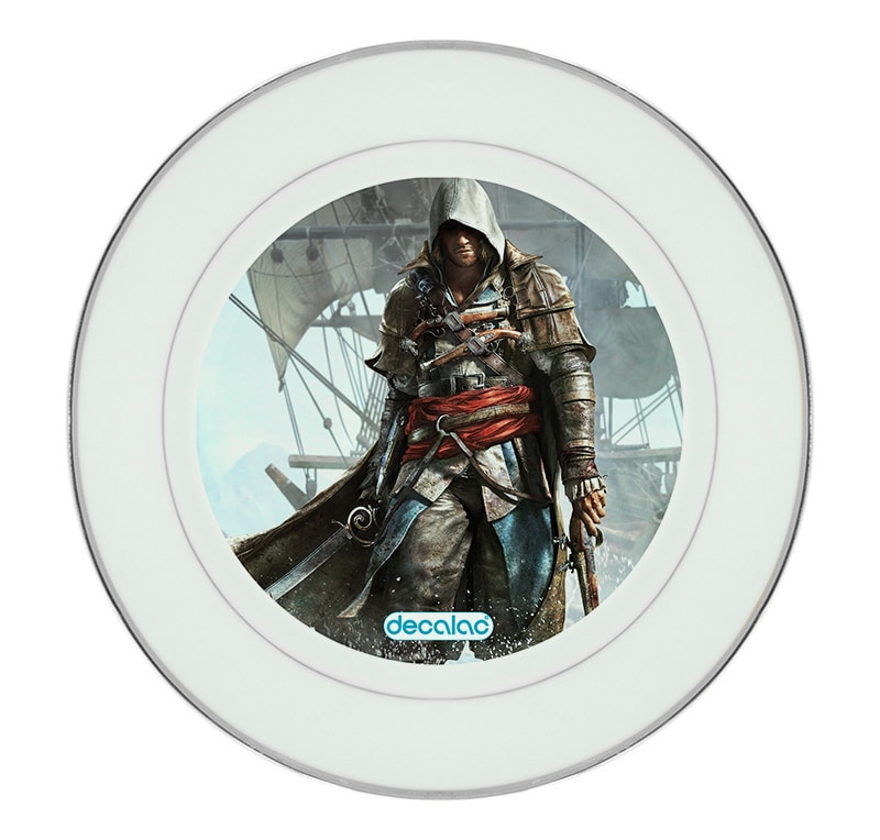 طبق زينة للطعام باطار داخلي فضي بتصميم قتال مع القراصنه أساسنز كريد طبق زينة للطعام باطار داخلي فضي بتصميم قتال مع القراصنه أساسنز كريد