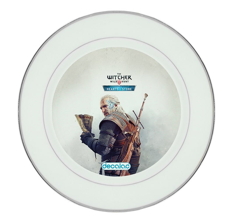 طبق زينة للطعام باطار داخلي فضي بتصميم قضاء على الوحوش ذا ويتشر طبق زينة للطعام باطار داخلي فضي بتصميم قضاء على الوحوش ذا ويتشر