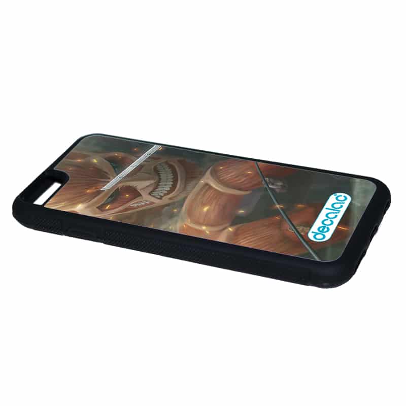 كفر-آيفون-6-اس-بتصميم-قتال-مع-العملاق-الضخم-هجوم-العمالقة-2