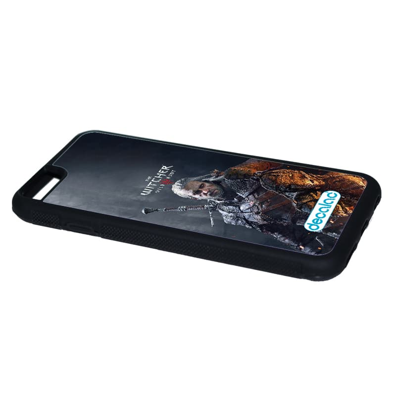 كفر-آيفون-6-اس-بلس-بتصميم-الامساك-برؤوس-الوحوش-ذا-ويتشر-3-وايلد-هانت-2