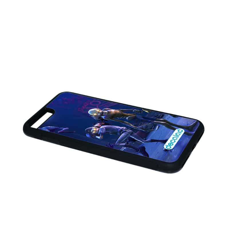 كفر-آيفون-7-بلس-بتصميم-فورت-نايت-زومبي-2