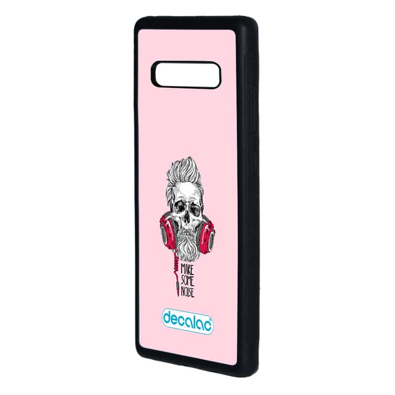 كفر-جلاكسي-اس-10-بلس-بتصميم-الأستماع-الى-الموسيقى-1