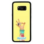 كفر جلاكسي اس 8 بتصميم اكسسوارات يد امرأة