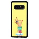 كفر نوت 8 بتصميم اكسسوارات يد امرأة