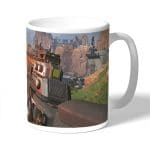 كوب قهوة بتصميم أبيكس ليجندز سلاح