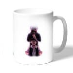 كوب قهوة بتصميم أسرار مخيفه طوكيو الغول