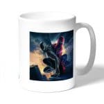 كوب قهوة بتصميم الشر يسيطرعلى سبايدر مان