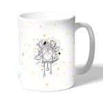 كوب قهوة بتصميم النجوم والأحلام