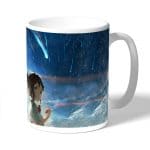 كوب قهوة بتصميم خيوط جمعتنا معا انمي