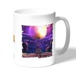 كوب قهوة بتصميم دكتور ستون امل العالم