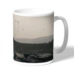 كوب قهوة بتصميم رحلة مع الجسر الطفل ديث ستراندنغ