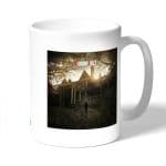 كوب قهوة بتصميم ريزدنت إيفل 2