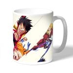 كوب قهوة بتصميم ضربه القبضه كل الانميات