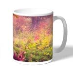 كوب قهوة بتصميم غابه ورود