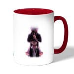 كوب قهوة بمقبض احمر بتصميم أسرار مخيفه طوكيو الغول