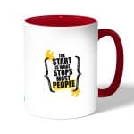 كوب قهوة بمقبض احمر بتصميم عبارات انجليزية