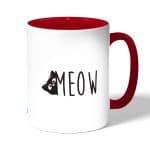 كوب قهوة بمقبض احمر بتصميم قطه لطيفه