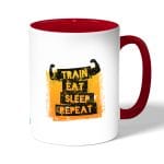 كوب قهوة بمقبض احمر بتصميم كن قوي