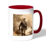 كوب قهوة بمقبض احمر بتصميم كول أوف ديوتي نيران المعركه