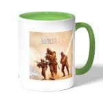 كوب قهوة بمقبض اخضر بتصميم اطلاق النار باتلفيلد