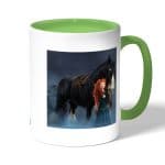 كوب قهوة بمقبض اخضر بتصميم الأميرة مريدا