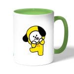 كوب قهوة بمقبض اخضر بتصميم شخصيه شيمي BT21