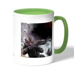 كوب قهوة بمقبض اخضر بتصميم كول أوف ديوتي بداية الحرب