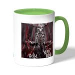 كوب قهوة بمقبض اخضر بتصميم لعبه الرعب والنجاة بلود بورن