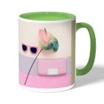 كوب قهوة بمقبض اخضر بتصميم ورد مميز