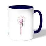 كوب قهوة بمقبض ازرق داكن بتصميم أنت مميز