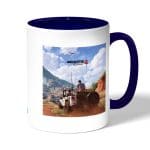 كوب قهوة بمقبض ازرق داكن بتصميم أنشارتد 4: نهاية لص