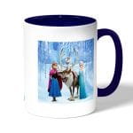 كوب قهوة بمقبض ازرق داكن بتصميم ابطال فروزن