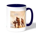 كوب قهوة بمقبض ازرق داكن بتصميم اطلاق النار باتلفيلد