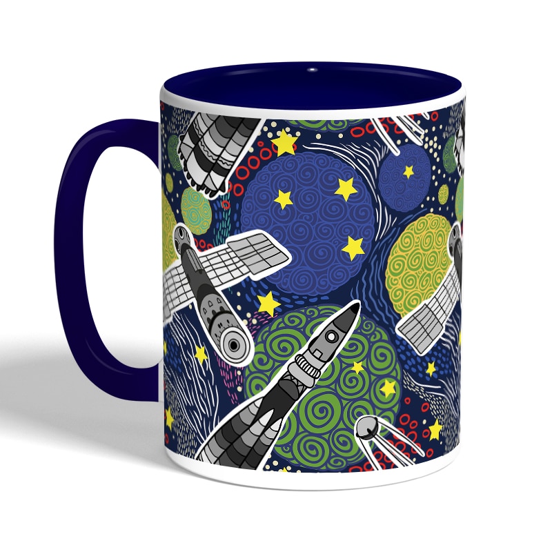 كوب-قهوة-بمقبض-ازرق-داكن-بتصميم-الفضاء-الخارجي-2