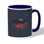 كوب قهوة بمقبض ازرق داكن بتصميم ايرين ضد العمالقه هجوم العمالقة