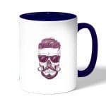 كوب قهوة بمقبض ازرق داكن بتصميم جمجمه انيقه