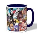 كوب قهوة بمقبض ازرق داكن بتصميم جنون الانميات