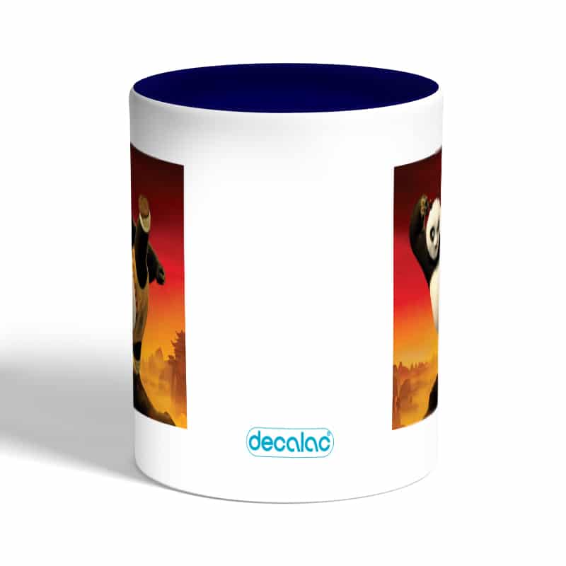 كوب-قهوة-بمقبض-ازرق-داكن-بتصميم-ركله-كونغ-فو-باندا-1