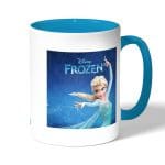 كوب قهوة بمقبض ازرق فاتح بتصميم إلسا ملكة آريندل فروزن
