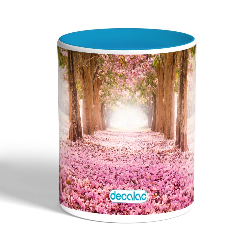كوب-قهوة-بمقبض-ازرق-فاتح-بتصميم-اشجار-الساكورا-1